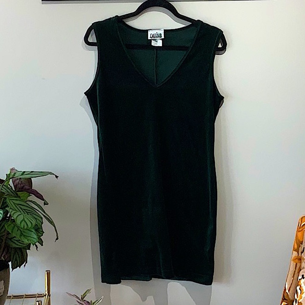 Emerald Velvet Sleeveless Dress